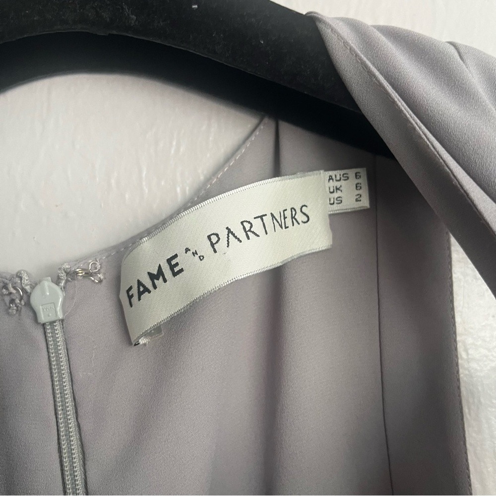Fame and Partners Gray V-Neck Cutout Sleeveless Maxi Dress Size 2 - Picture 6 of 16